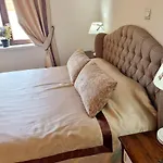 Sofia Boutique Kirenia