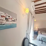 Sofia Boutique Kirenia