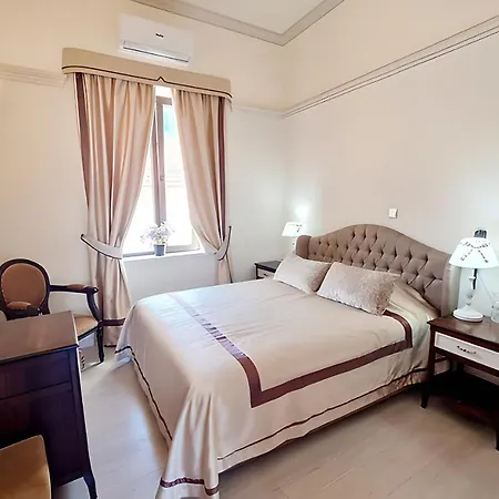 Sofia Boutique